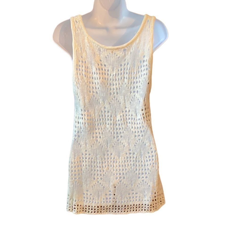 Hem & Thread Crochet Tank Top Size M - Picture 2 of 5